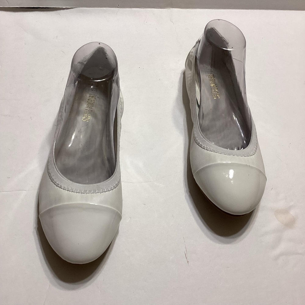 Dream Pairs White Flats Classic Slip-On Design